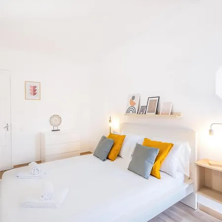 #011 T1 Libertos By Holidays Apartment *