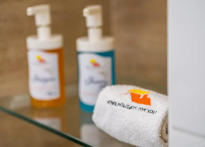 #011 T1 Libertos By Holidays *