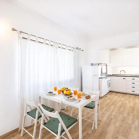 #0111br Flat Cozy & Practical